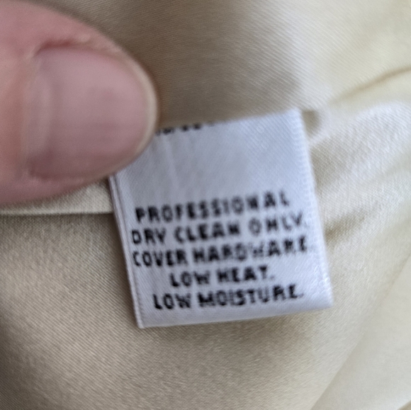 NWT St. John Couture Tweed  Shift Dress Beads Details Cream size 10 - Picture 16 of 16